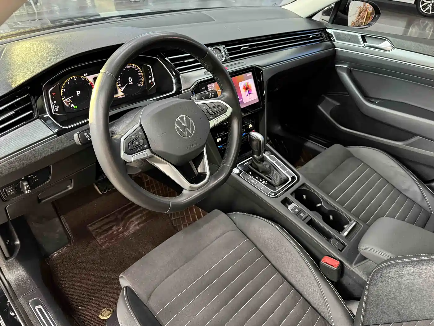 Volkswagen Magotan 2020 330TSI DSG Luxury фото 6