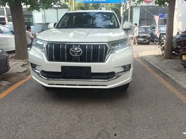 Toyota Prado 2019