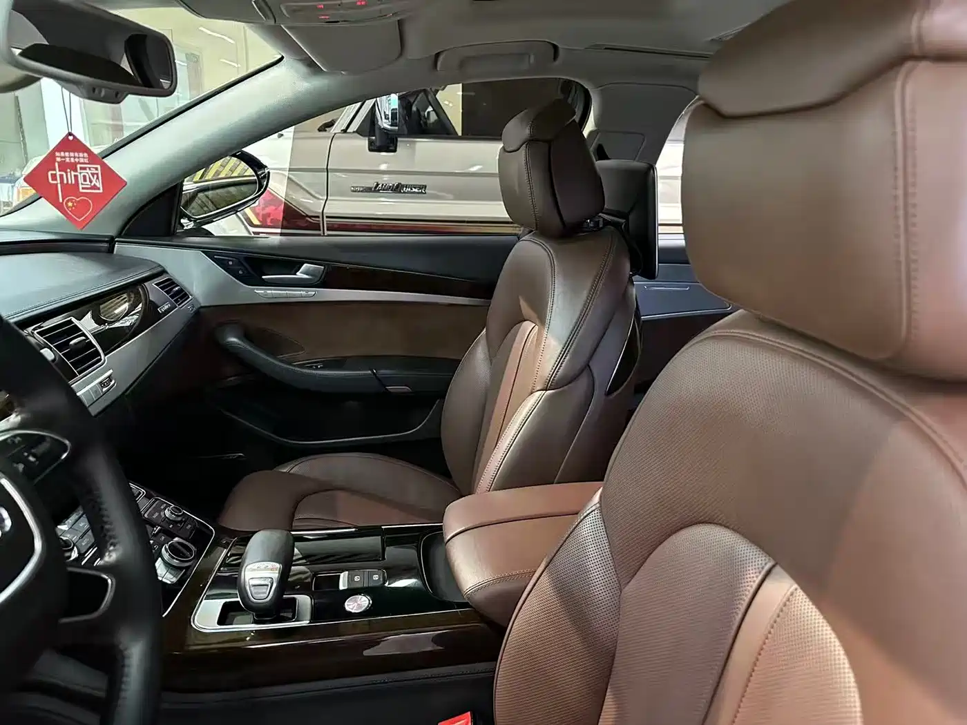 Audi A8 2014 A8L 45 TFSI quattro Luxury фото 6