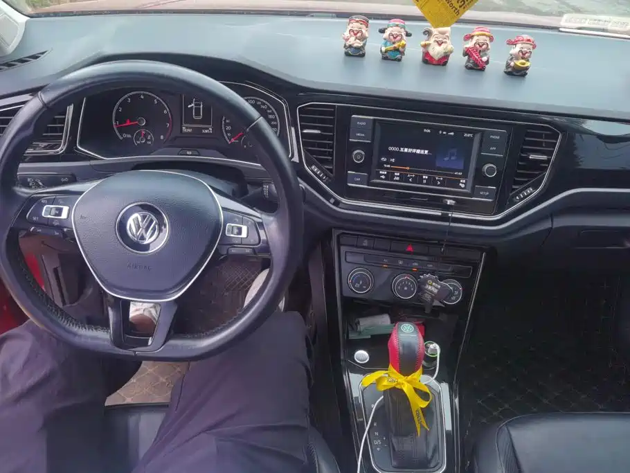 Photo 12 - Volkswagen T-ROC
