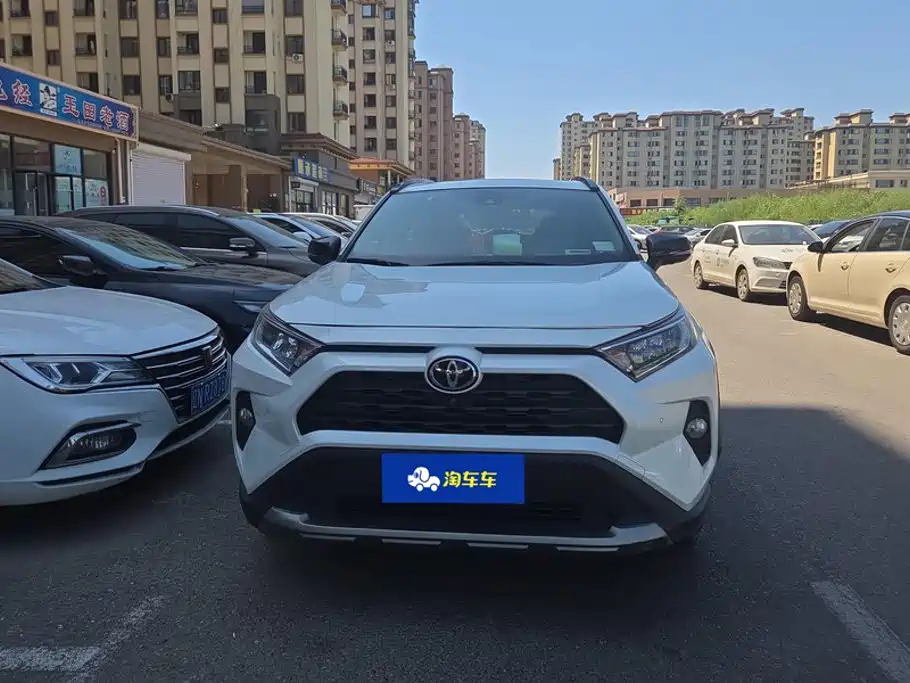 Фото 2 - Toyota RAV4 Rongfang