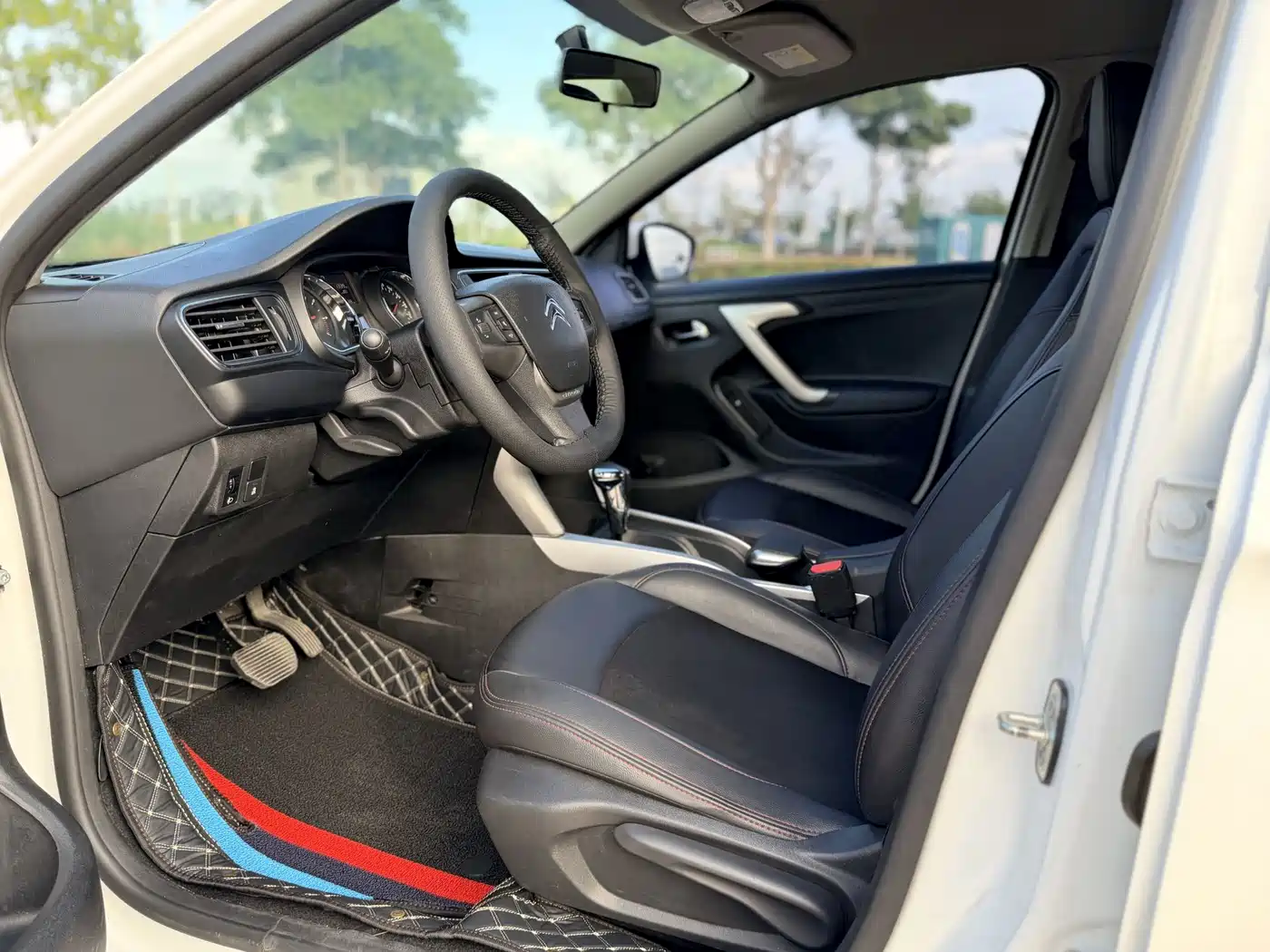 Citroën C3-XR 2016 2015 1.6L Automatic Pioneer