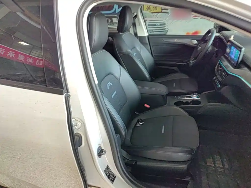 Ford Focus Active 2022 2021 EcoBoost 180 Auto Dynamic Edition