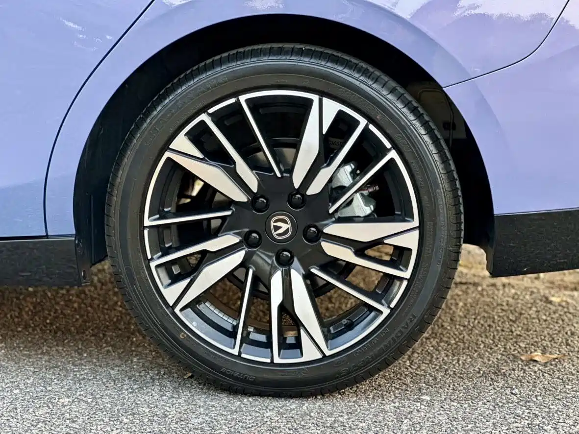 Photo 17 - Changan Eado