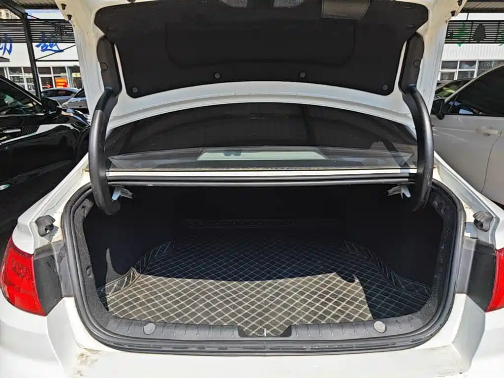 Geely Emgrand GL 2017 2017 1.3T Manual Elite