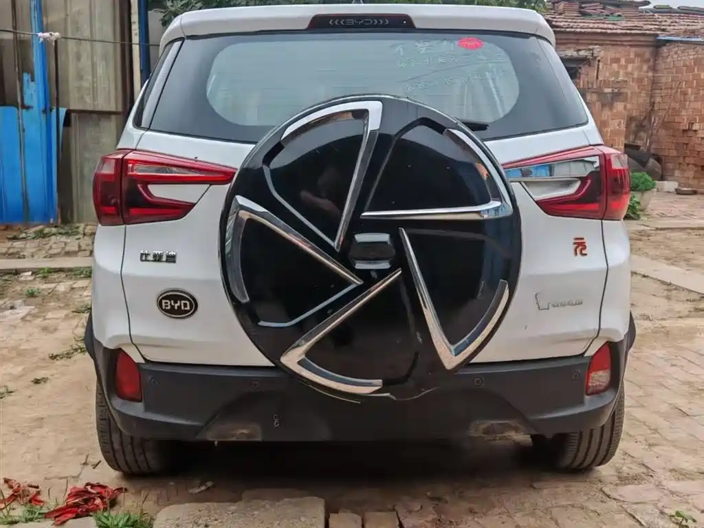 BYD Yuan 2017 1.5L Auto Cool Connect фото 25
