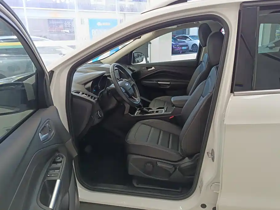 Ford Kuga 2021 2019 EcoBoost 180 2WD Platinum Wing Edition China VI