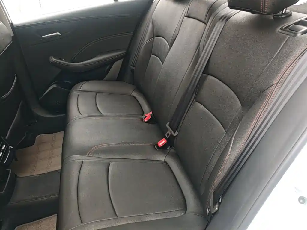 Roewe i5 2025 2023 1.5L Manual Comfort Edition