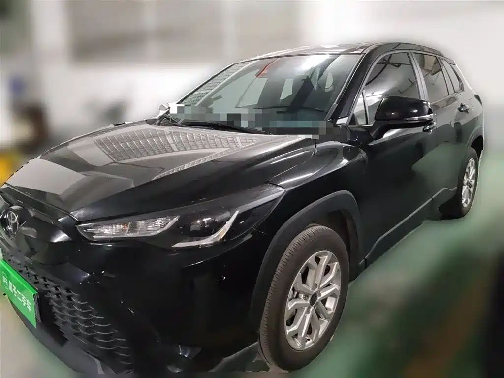 Toyota Frontlander 2022 2.0L CVT Leading Edition