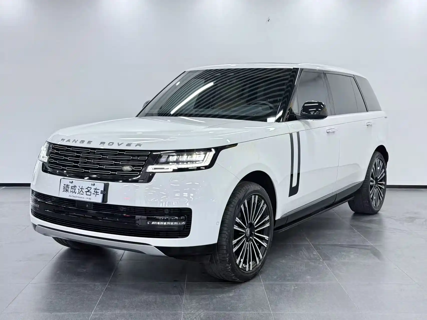 Фото 1 - Land Rover Range Rover
