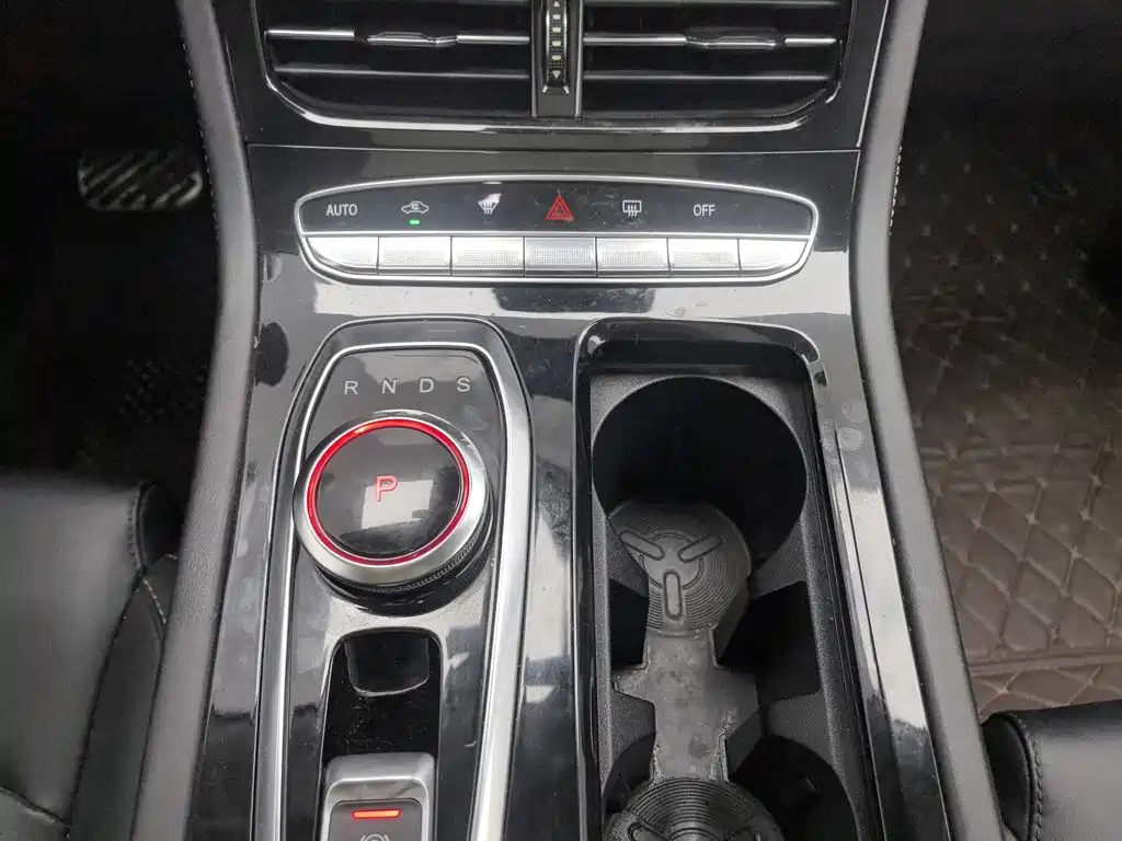 Skyworth Auto Skywell ET5 2021 2020 Model Pure Mind Smart Edition 410km