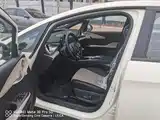 Фото 10 - BYD Dolphin