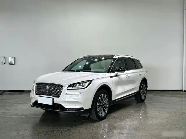 Lincoln Adventurer 2022