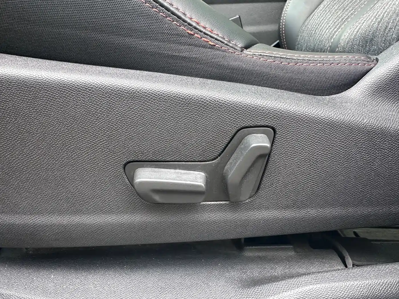 Peugeot 5008 2019 2019 380THP 7-seat Elite Edition