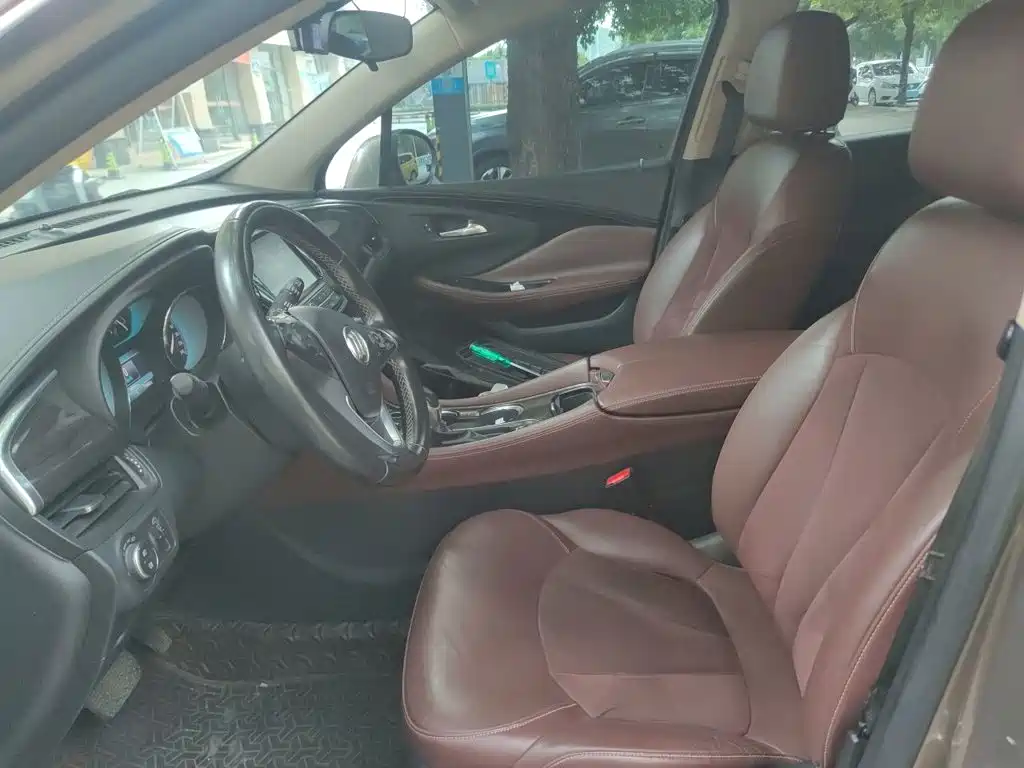 Фото 8 - Buick Envision Plus
