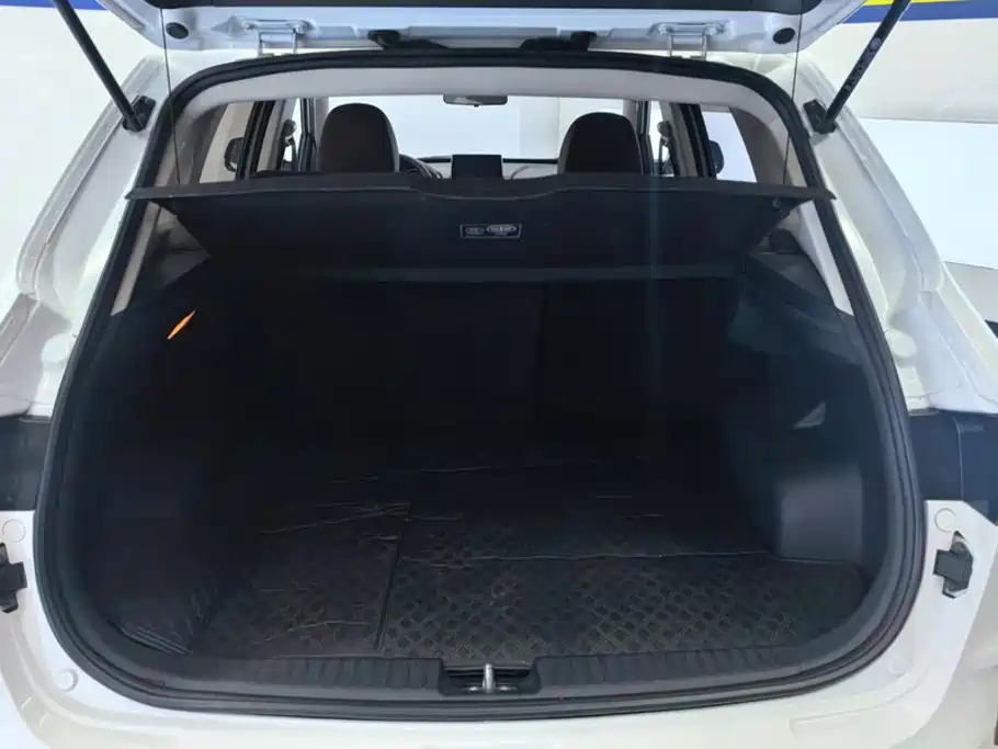 Besturn X40 2018 2018 Internet Celebrity Edition 1.6L Automatic Smart Connect