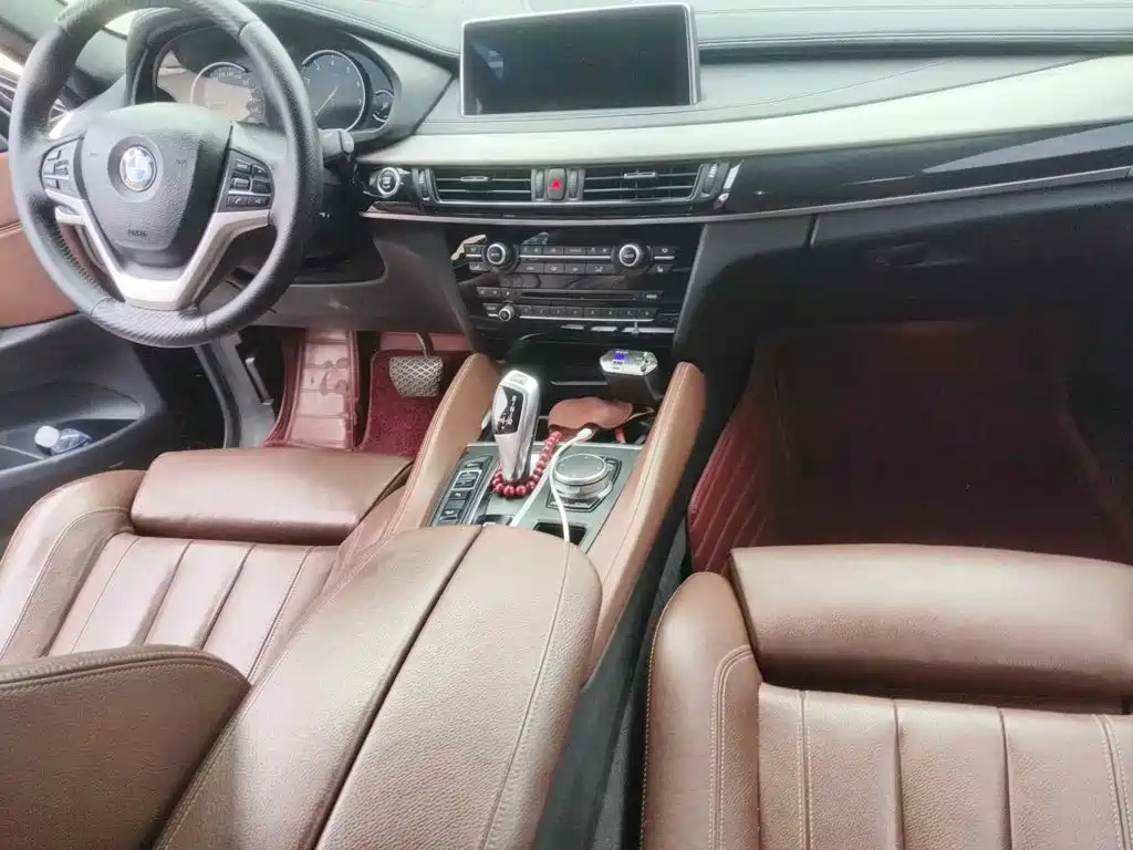 Фото 11 - BMW X6