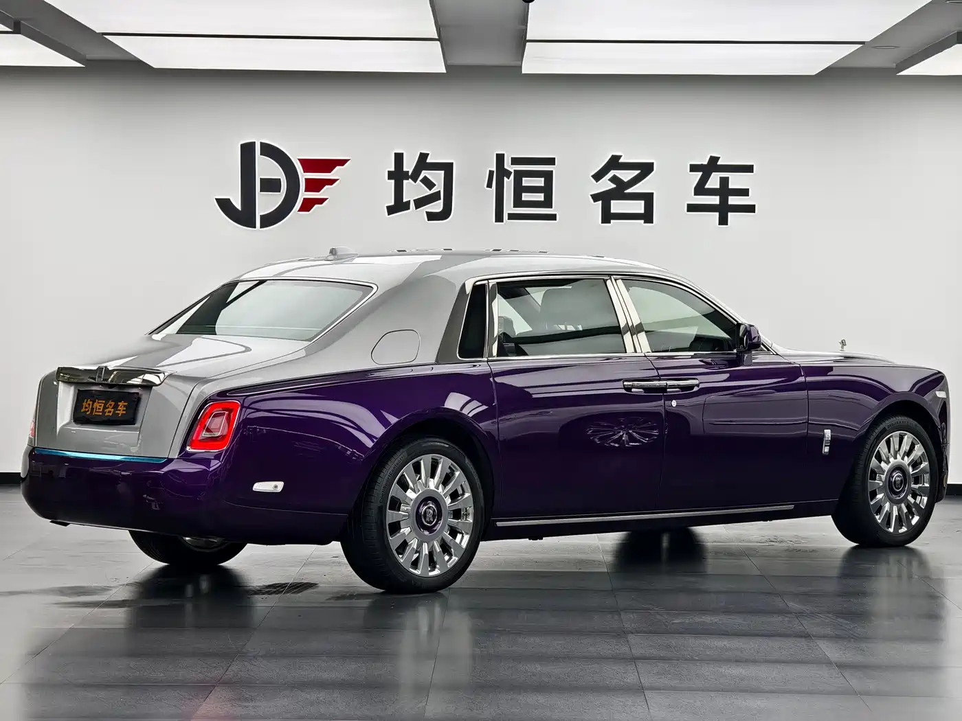 Rolls-Royce Phantom 2021 2018 6.7T Long Wheelbase Version