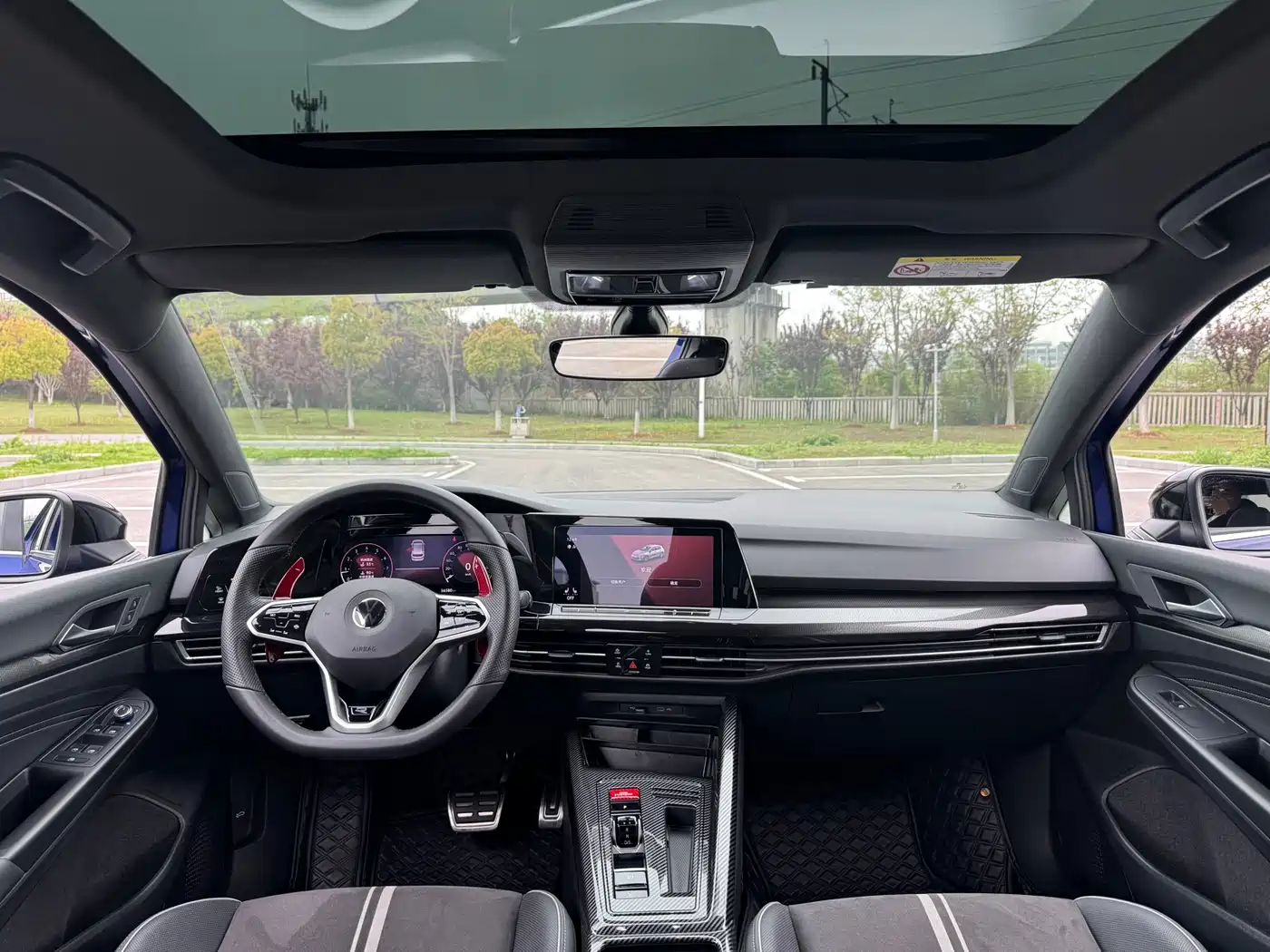 Volkswagen Golf 2023 280TSI DSG R-Line Lite фото 9