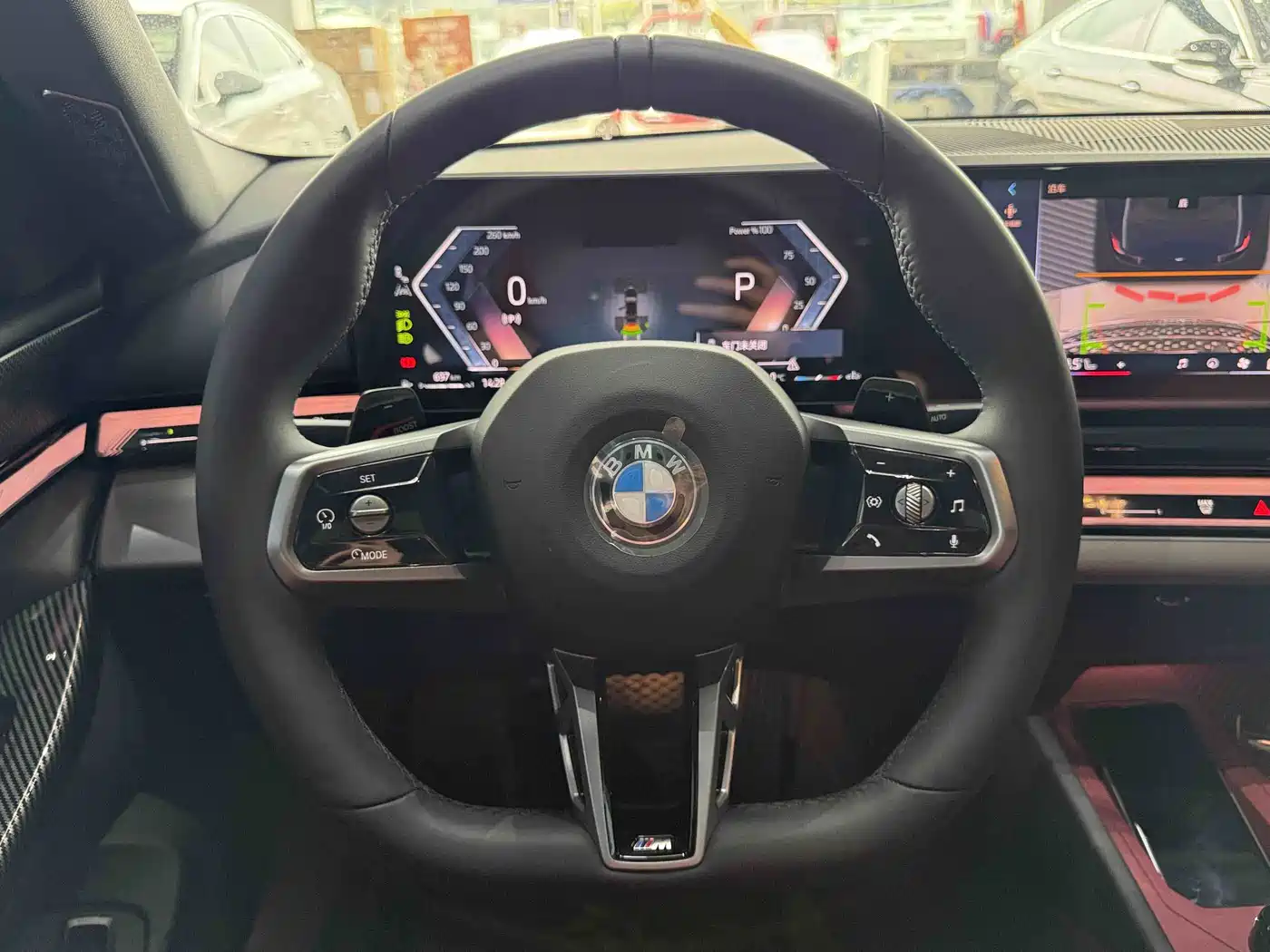 BMW 5 Series 2025 530Li Leading M Sport Package фото 8