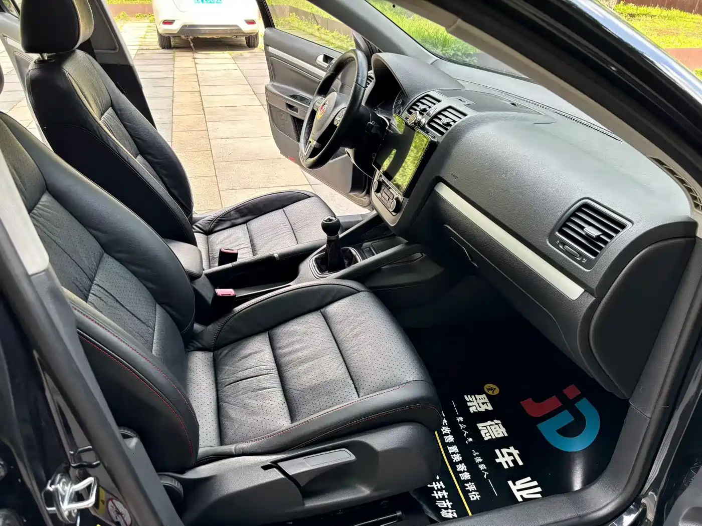 Volkswagen Sagitar 2011 2011 1.8TSI Manual Champion Edition