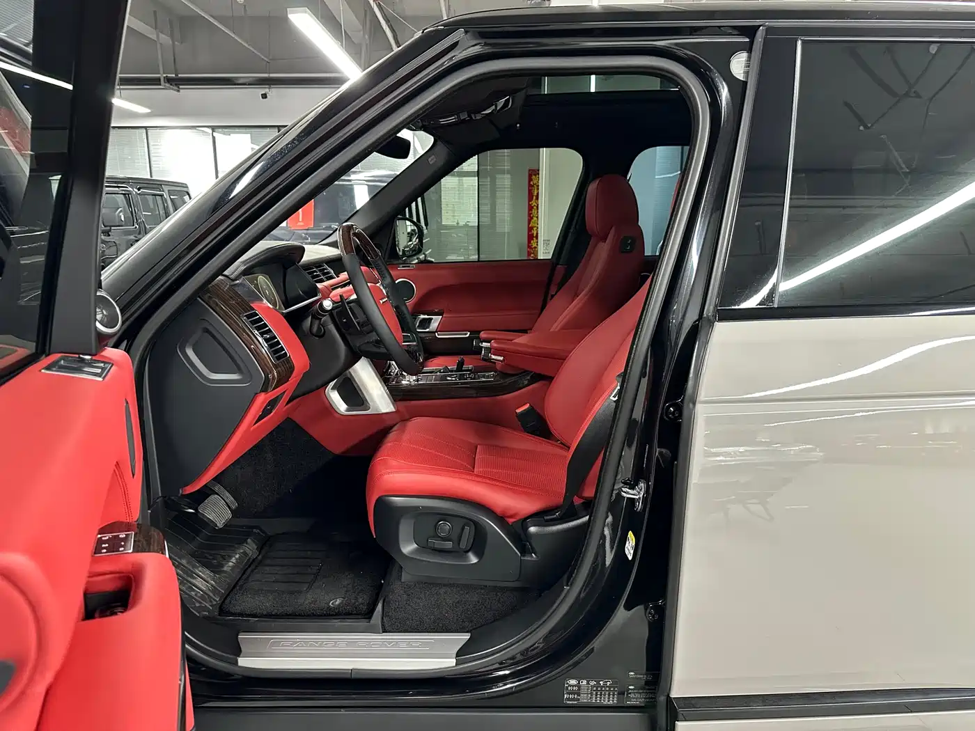 Land Rover Range Rover 2017 3.0 SC V6 Vogue фото 8