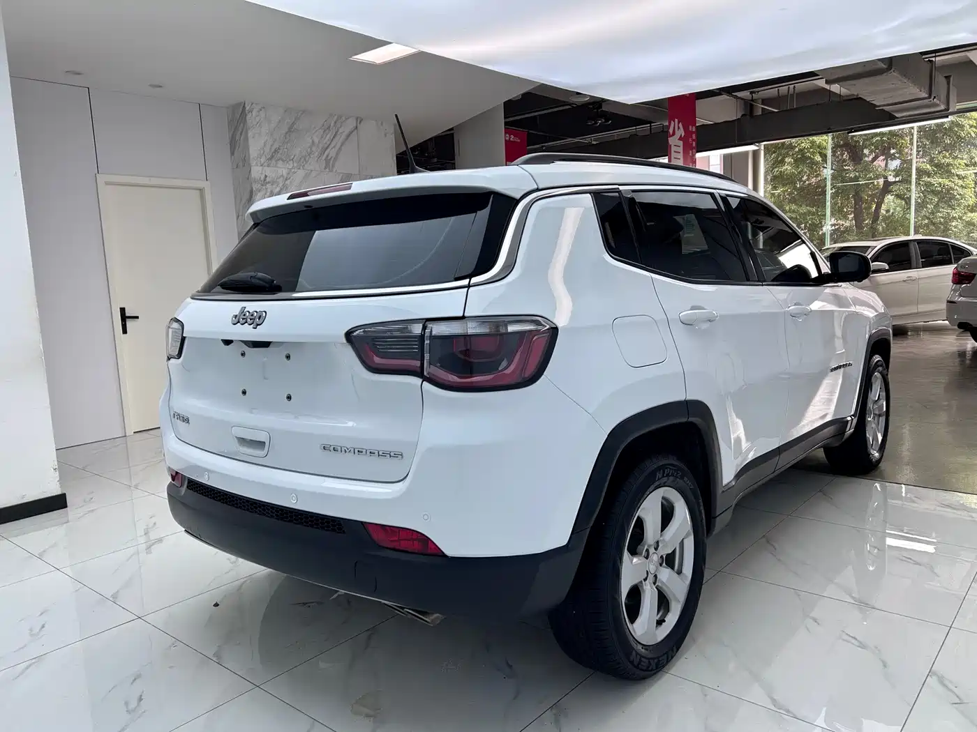 Jeep Compass 2021 2020 220T Automatic Leading Edition