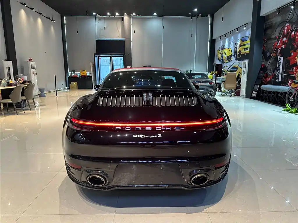 Porsche 911 2023 Targa 4 3.0T фото 6
