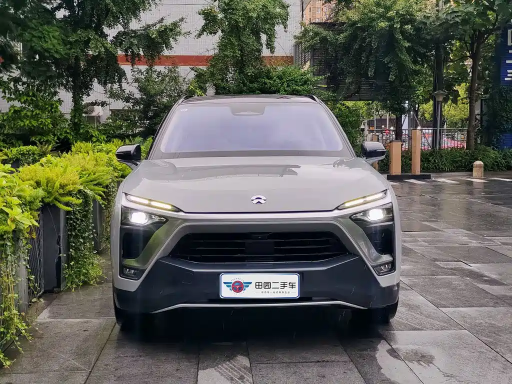 NIO ES8 2019 2018 Founder Edition