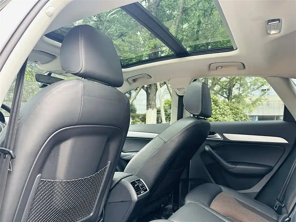 Audi Q3 2018 30th Anniversary Edition 35 TFSI Sport фото 20