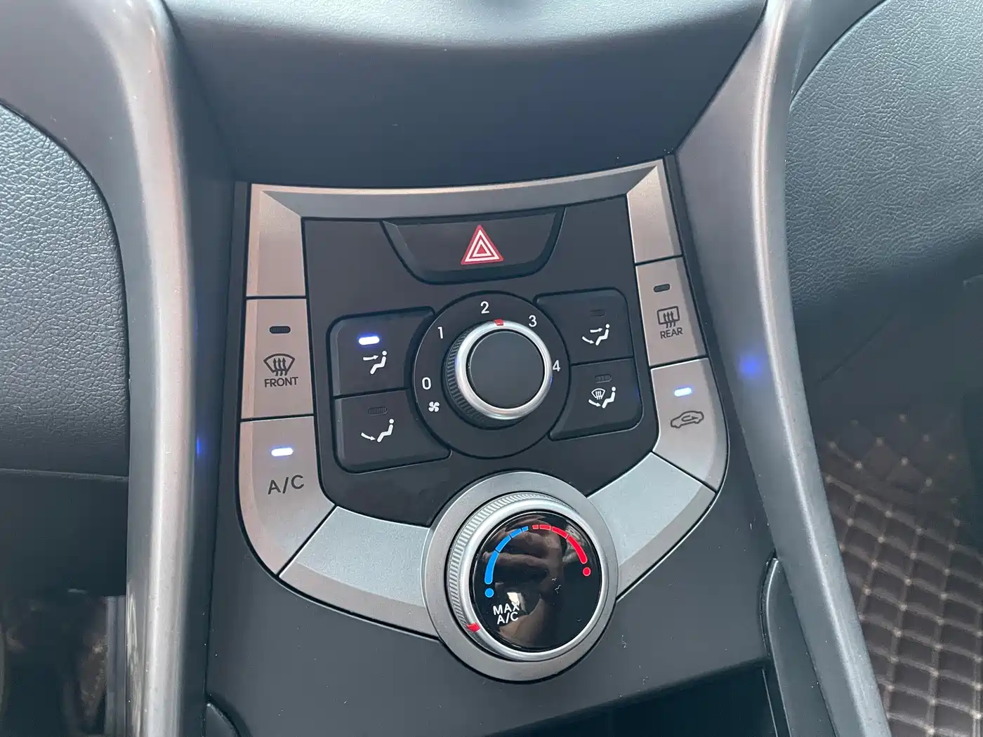 Hyundai Langdong 2015 2015 1.6L Auto Trend