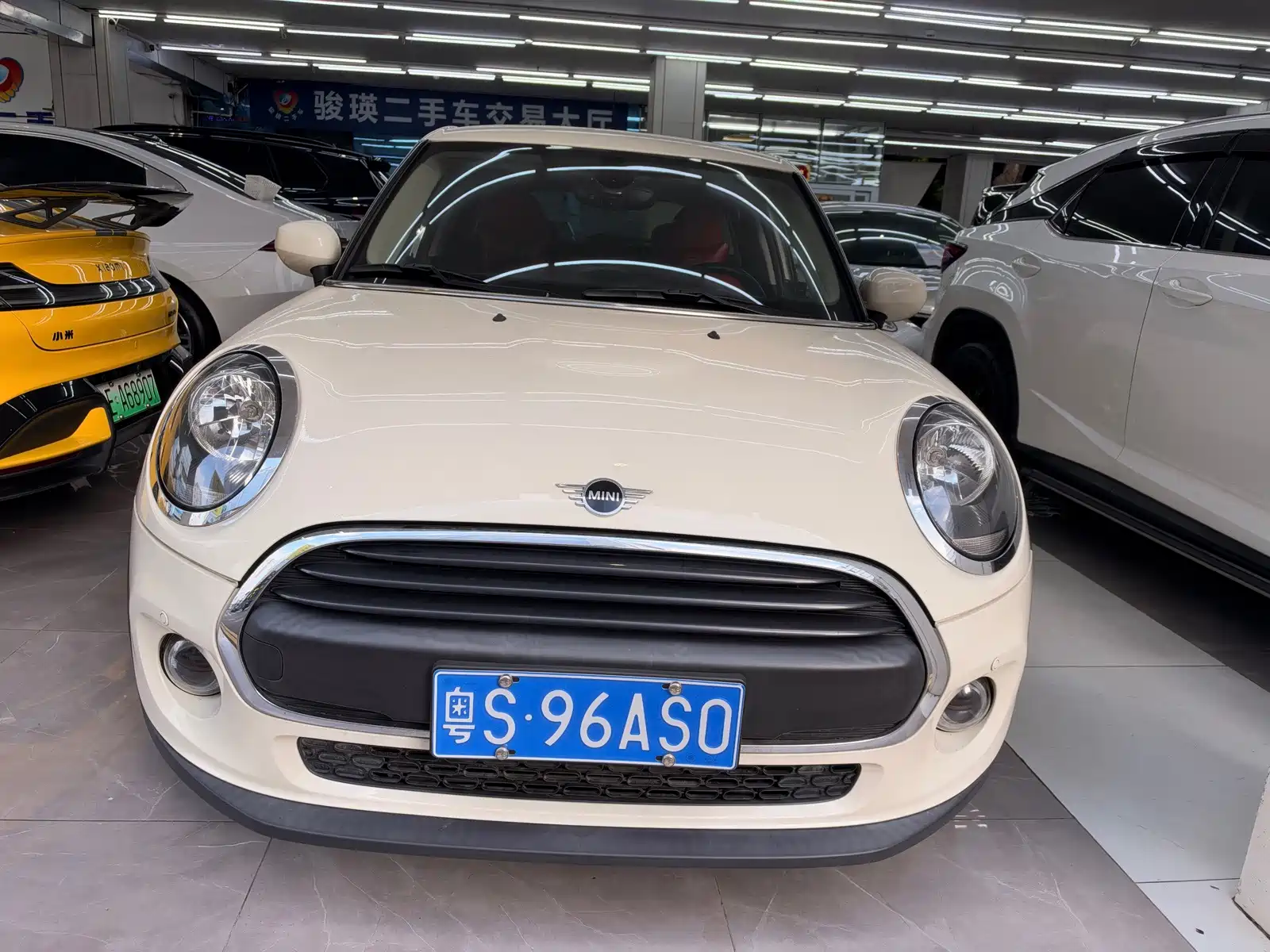 Фото 2 - MINI MINI