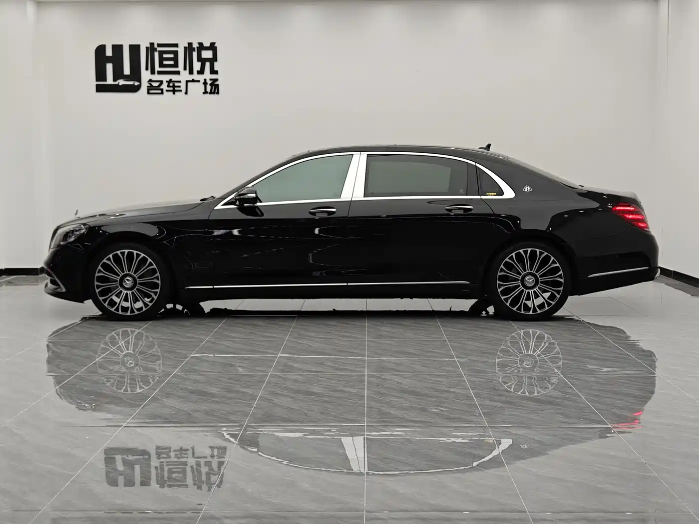 Mercedes-Benz Maybach S-Class 2020 S 450 4MATIC Collector's Edition фото 2