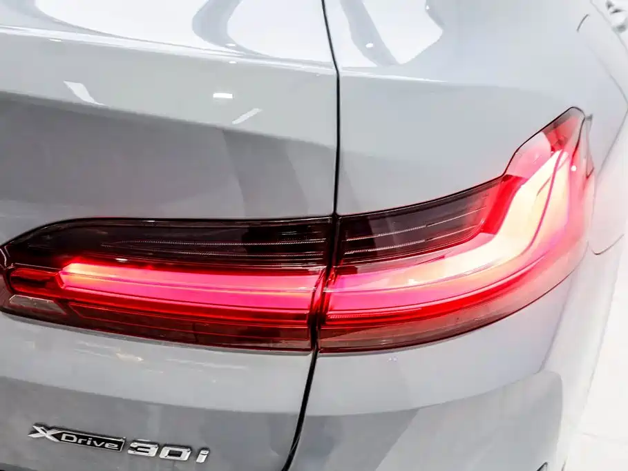 BMW X4 2023 2022 xDrive 30i M Sport Package