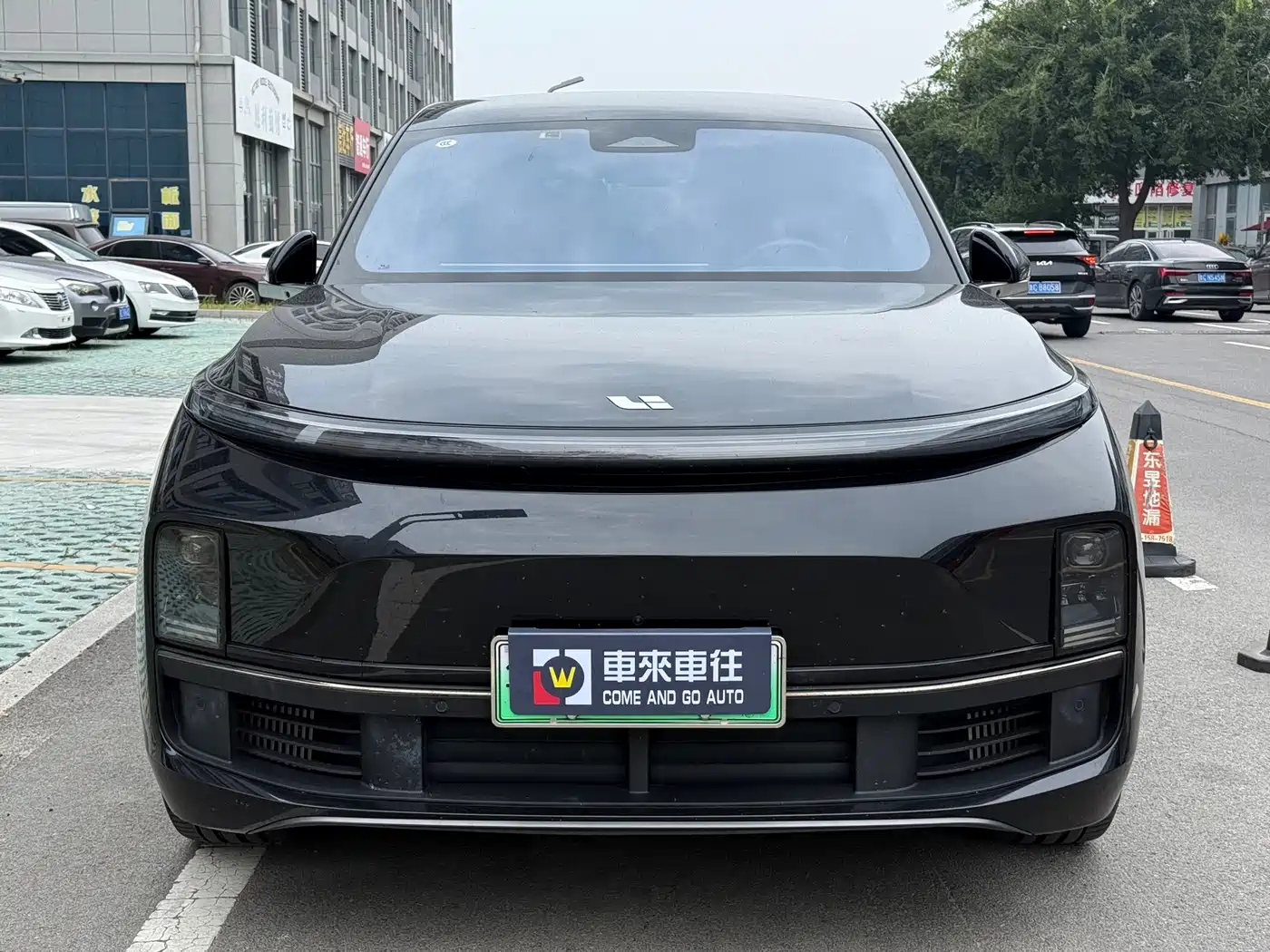 Li Auto L8 2024