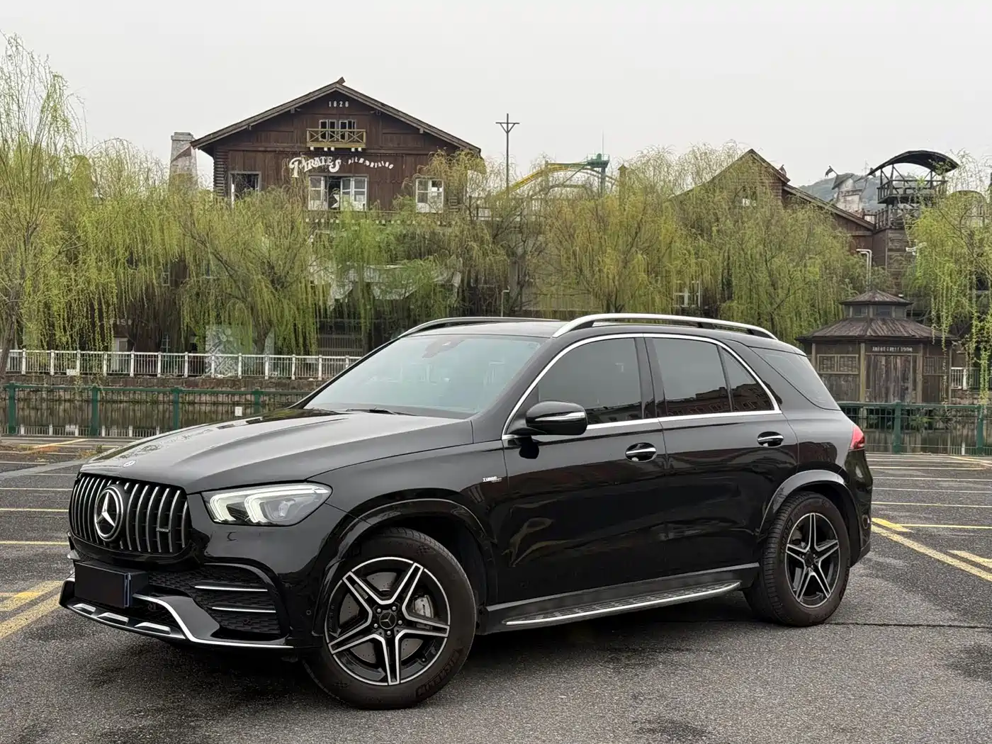 MERCEDES-BENZ GLE AMG