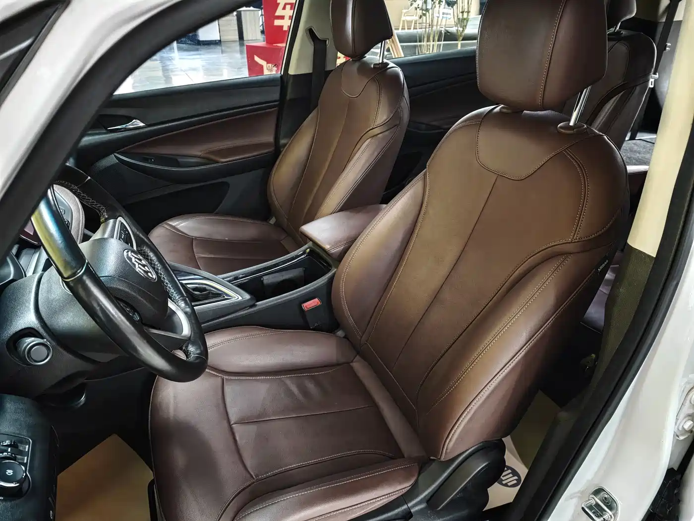 Buick GL6 2018 2018 18T 6-Seater Premium