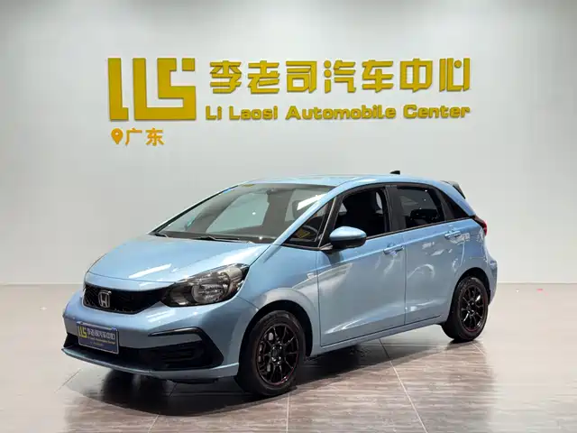 Honda Fit 1.5L CVT, Модный комфорт