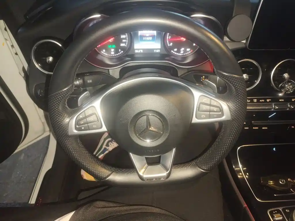 Фото 6 - Mercedes-Benz C-Class