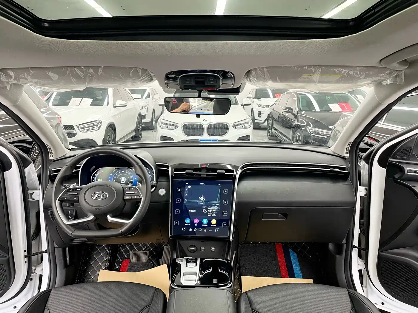 Hyundai Tucson 2024 2023 Tucson L 1.5T Automatic 2WD DLX Luxury Edition
