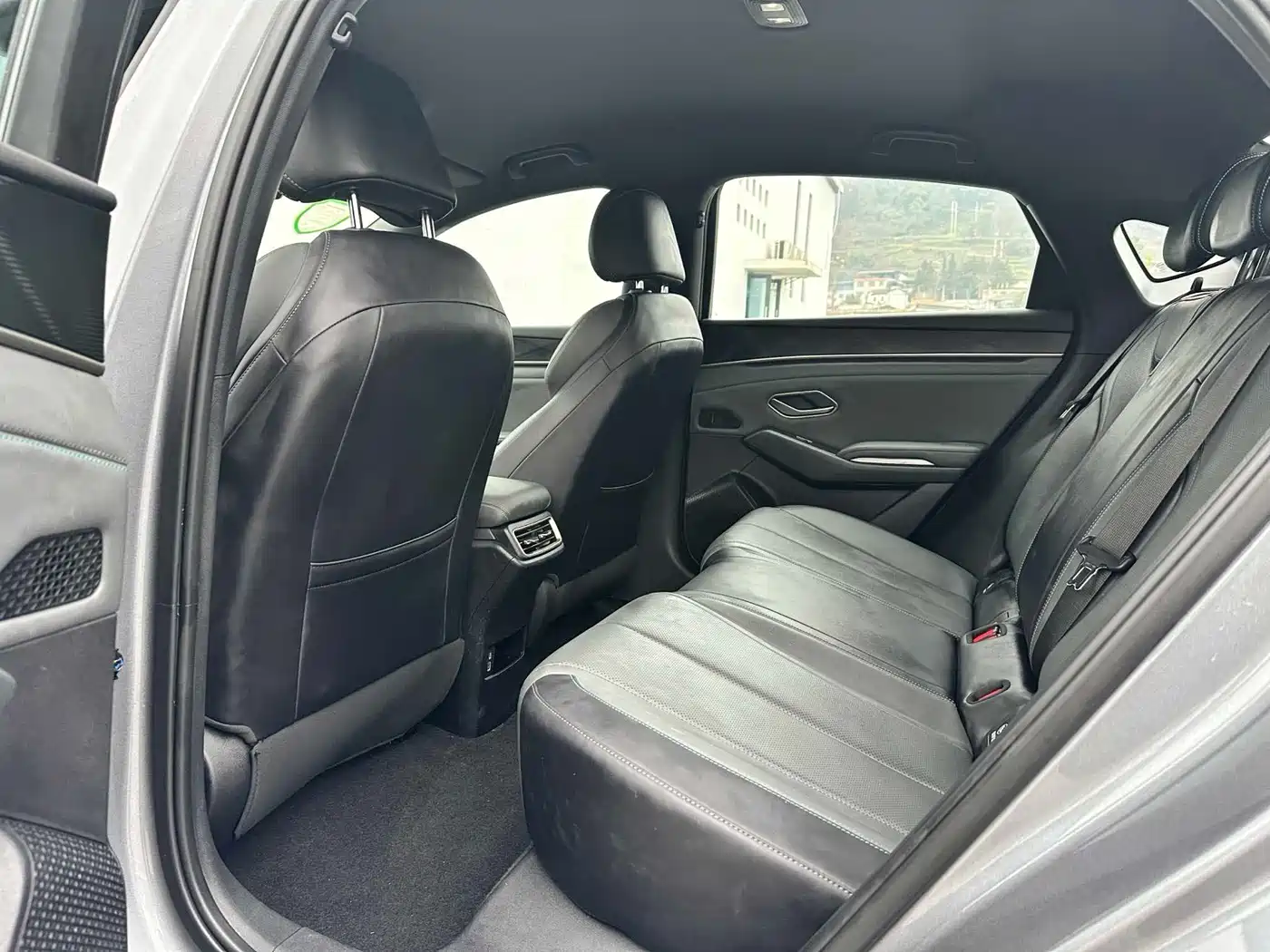 BYD Qin L 2024 2024 DM-i 80KM Leading Edition