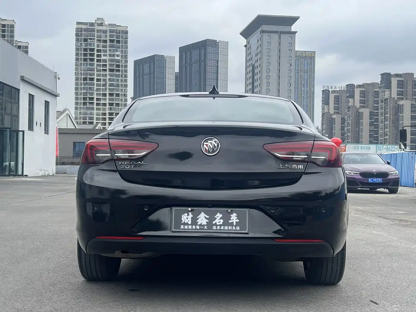 Фото 10 - Buick Regal