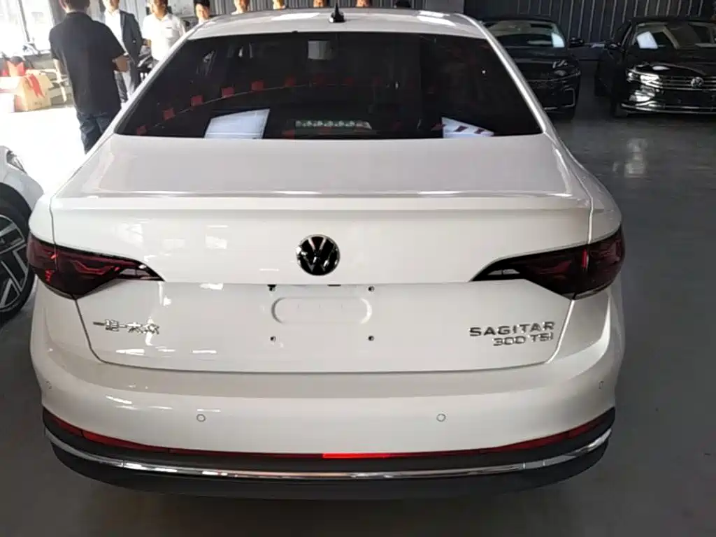 Volkswagen Sagitar 2025 2025 Model Second Facelift 300TSI DSG Transcend Edition