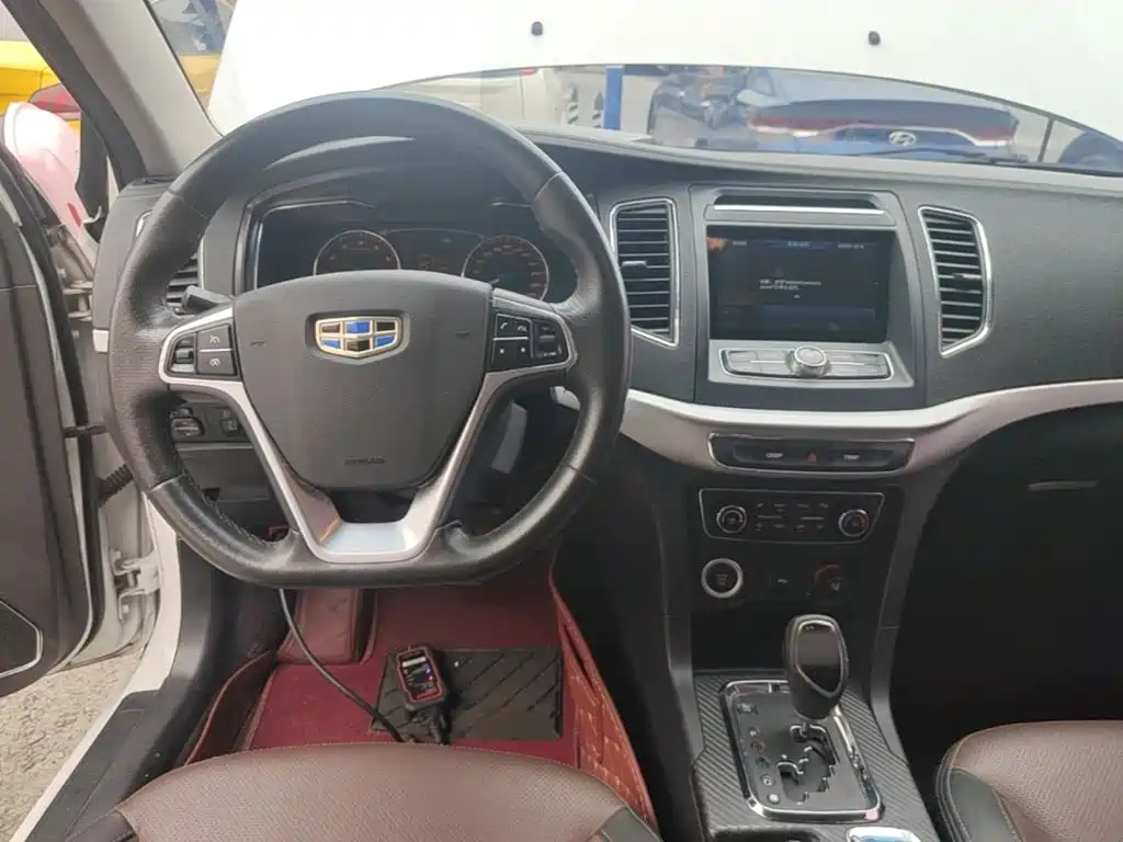 Фото 10 - Geely Vision