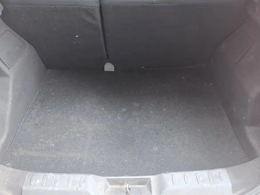 Photo 4 - Zhonghua V3