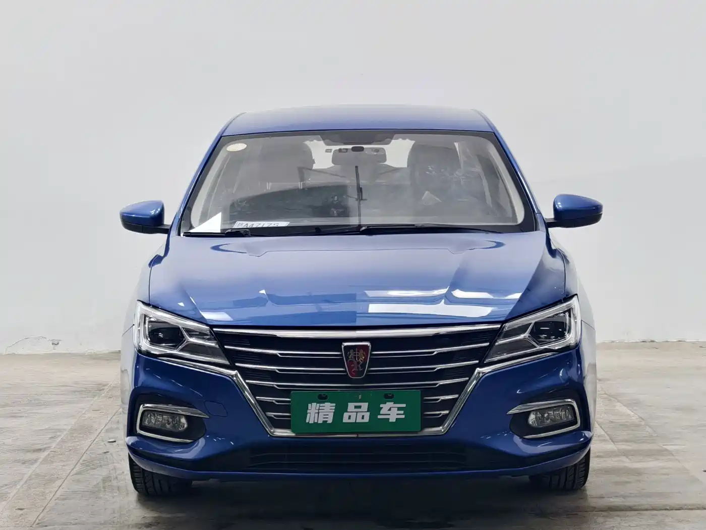 Фото 2 - Roewe i5