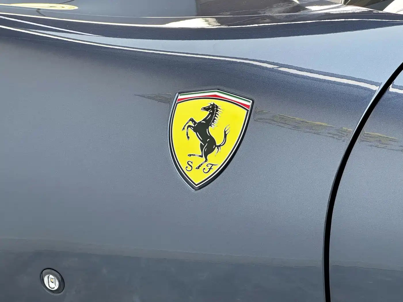 FERRARI ROMA