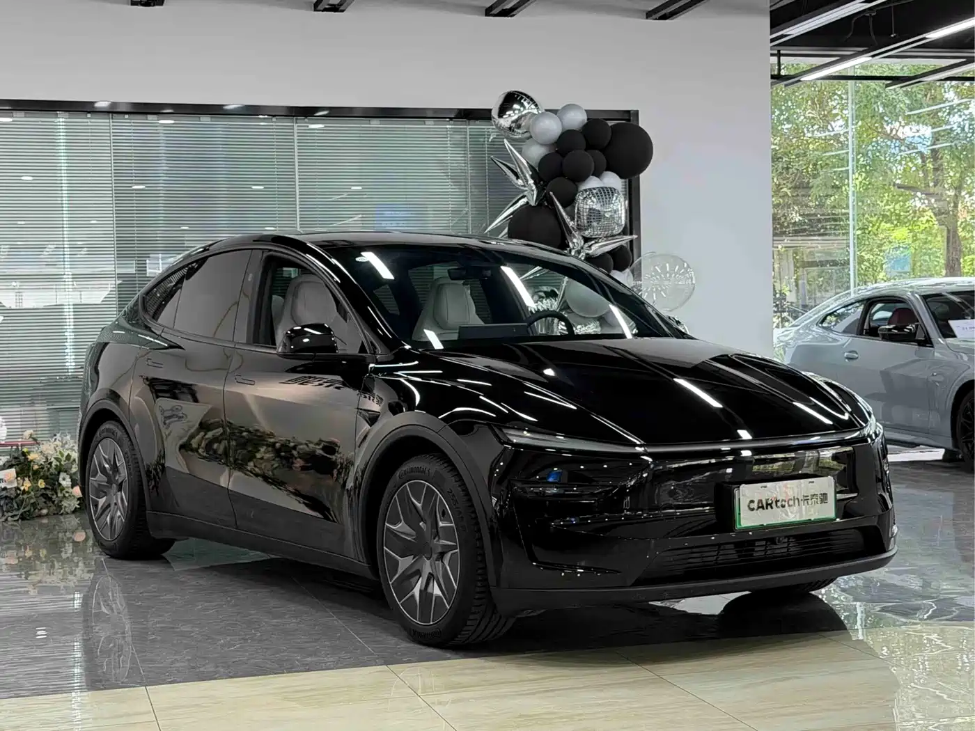 Tesla Model Y L 2026 2025 Facelift Long Range AWD