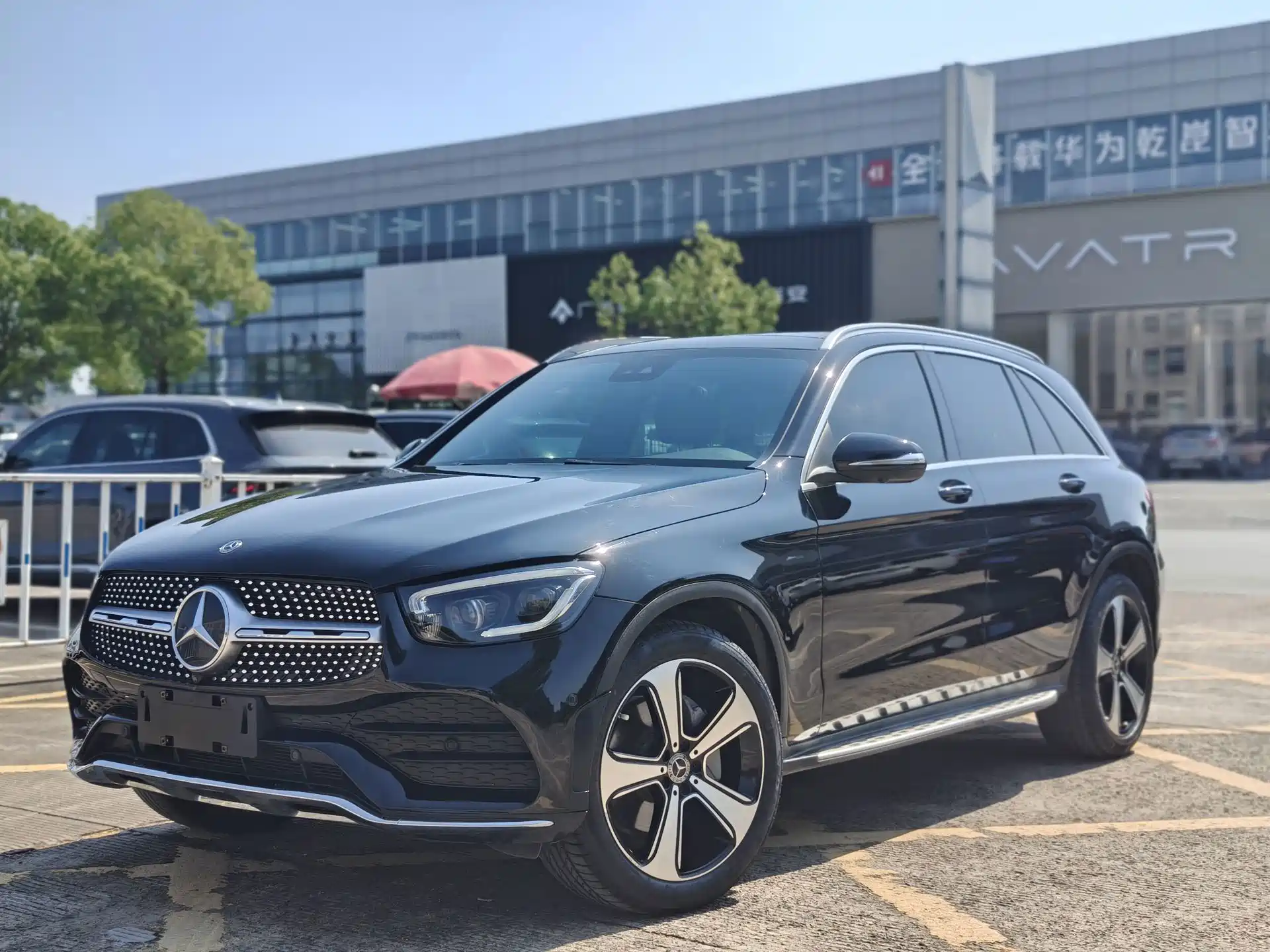 Фото 1 - Mercedes-Benz GLC