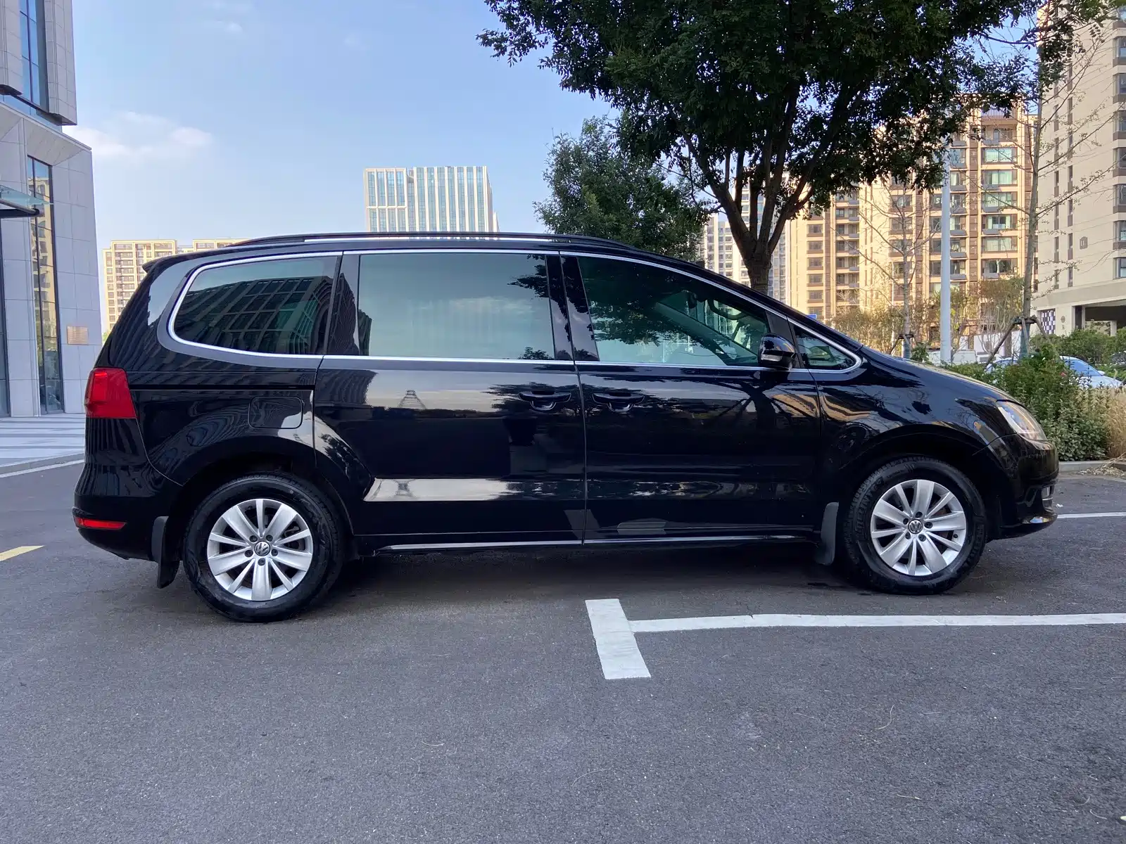Фото 6 - Volkswagen Sharan
